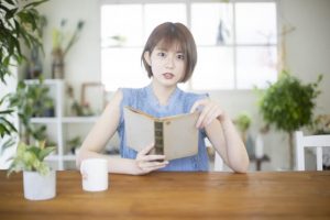 スキマ時間にスマホで読書！人気のおすすめチャットノベルアプリ19選